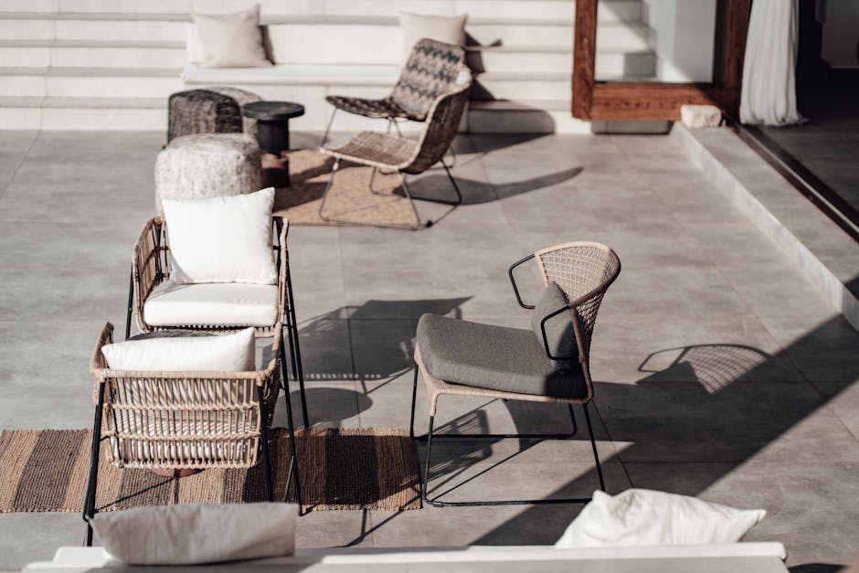 From Drab to Fab: How Outdoor Pillows Can Transform Your Outdoor Space