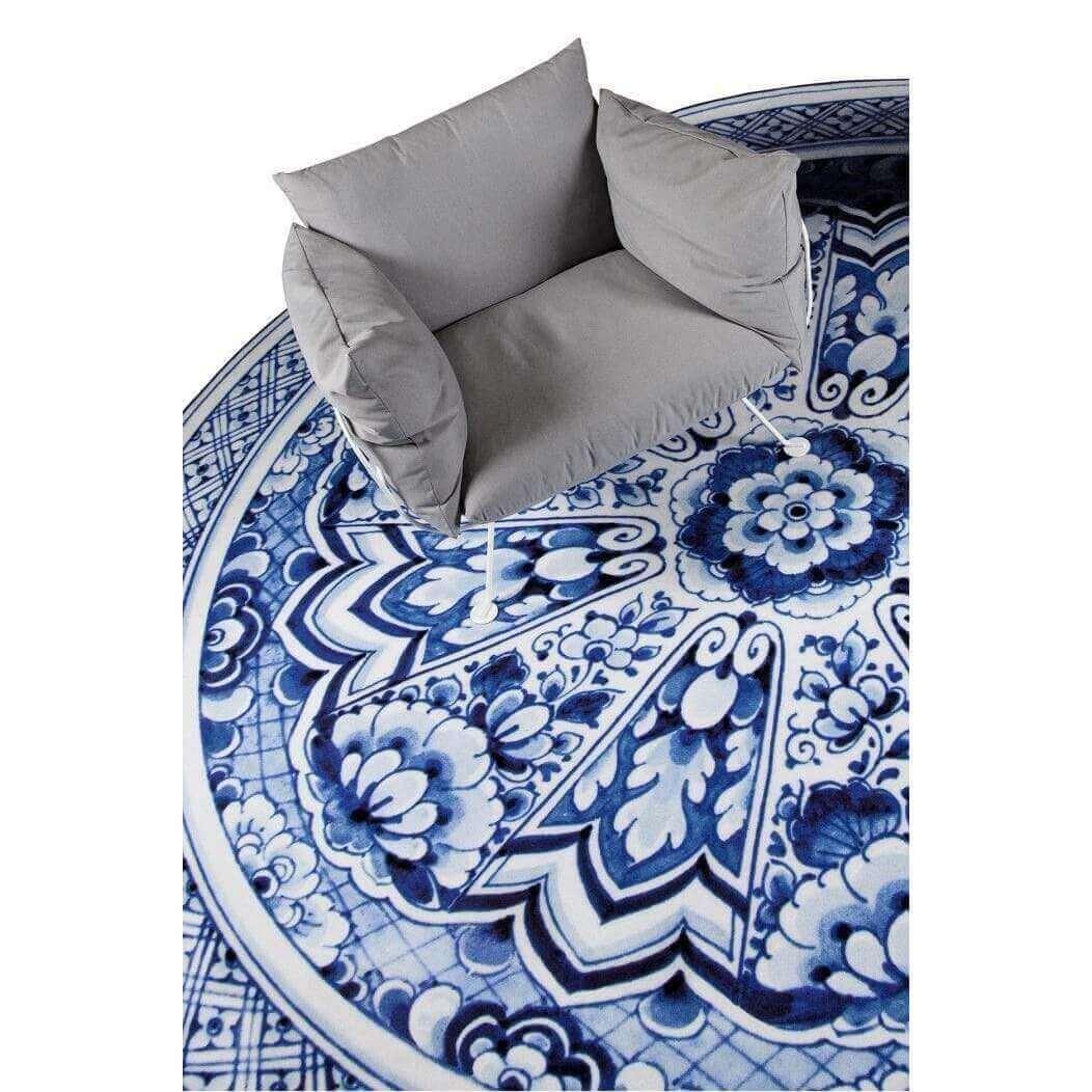 Delft Blue Plate - Curated - Carpet - Moooi Carpets