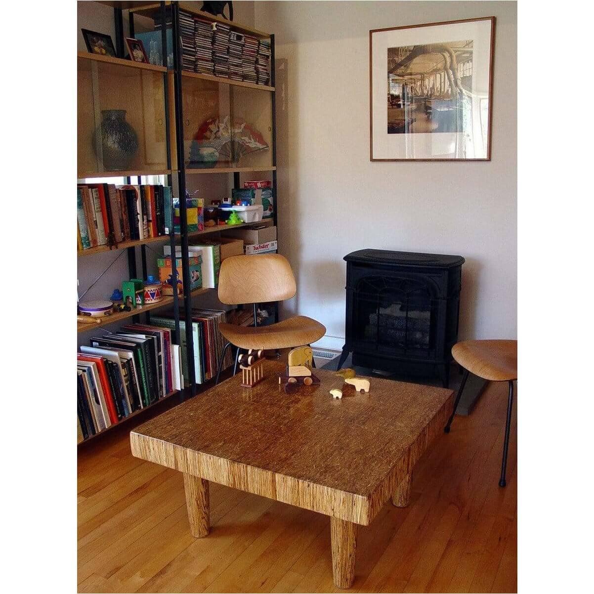 LARVA table - Curated - Furniture - Reaching Quiet