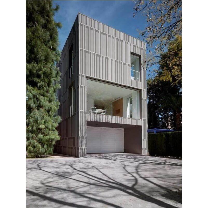 Wolf - Curated - Wallpaper - Wall &amp; Decò